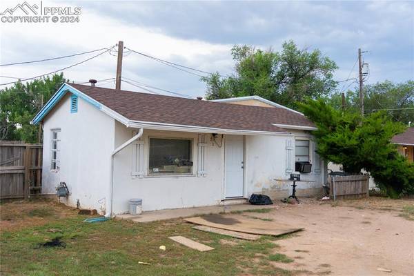 325 S Santa Fe AVE, Fountain, CO 80817