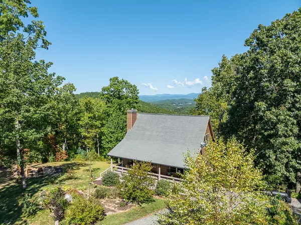 Brasstown, NC 28902,359 Caldwell Overlook