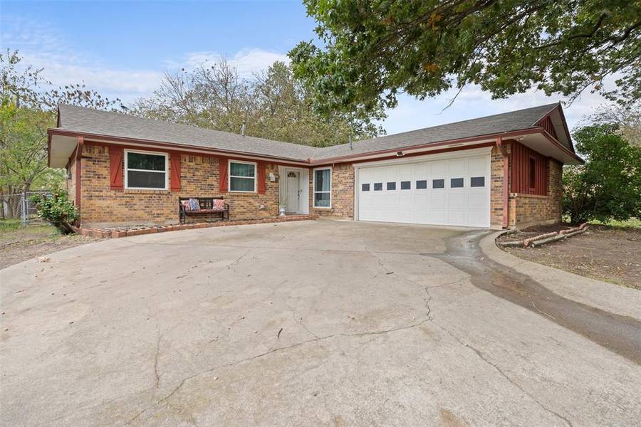 1116 S Valentine Drive, Sherman, TX 75090