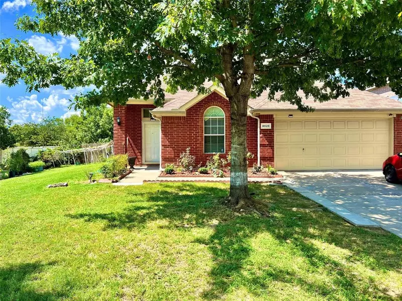 4628 Enchanted Isle Court, Arlington, TX 76016