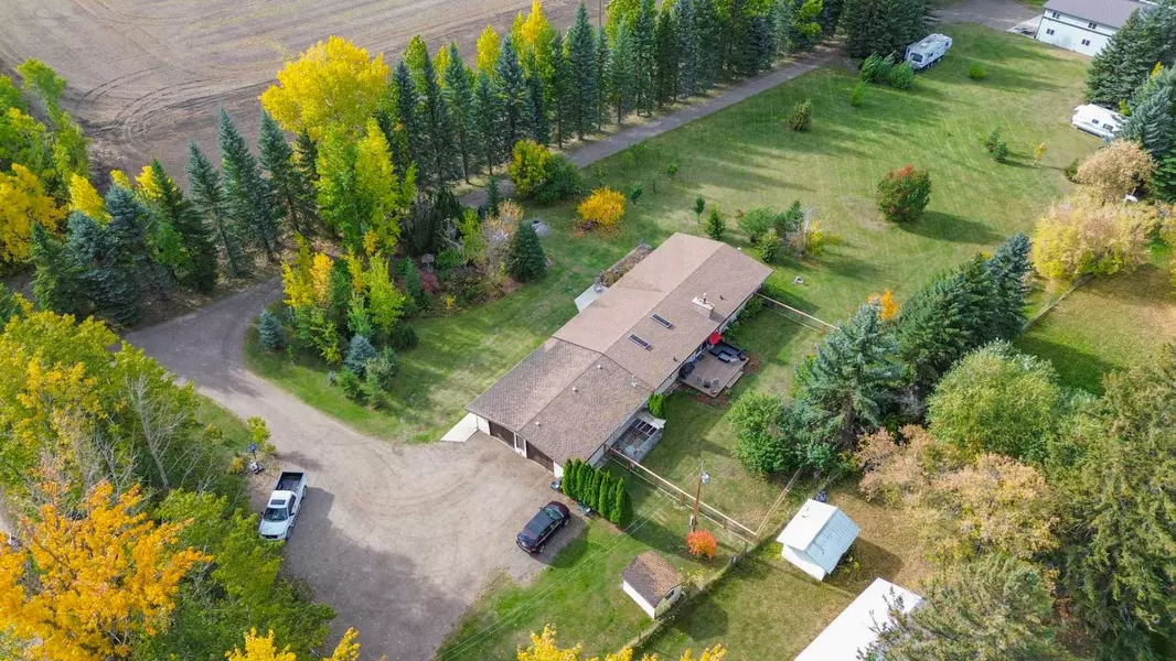 39052 Range Road 270, Rural Red Deer County, AB T4N 5E2