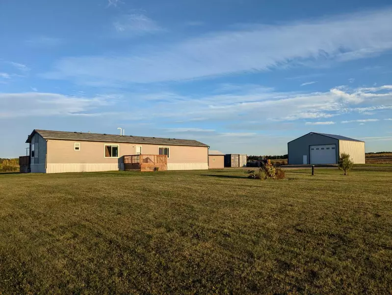 33525 Range Road 41, Rural Mountain View County, AB T0M0K0