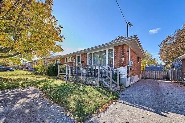 Oshawa, ON L1H 7H6,52 Athabasca ST