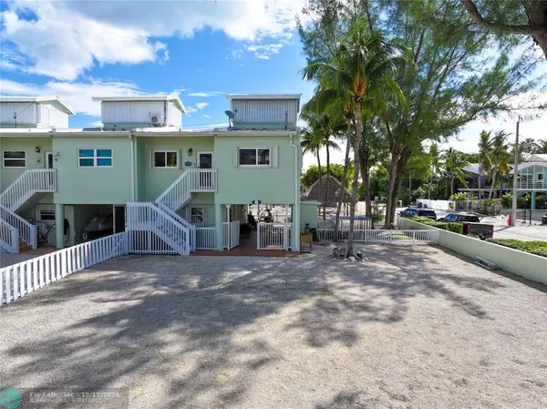 Key Largo, FL 33037,165 Ocean Bay Dr  #9A