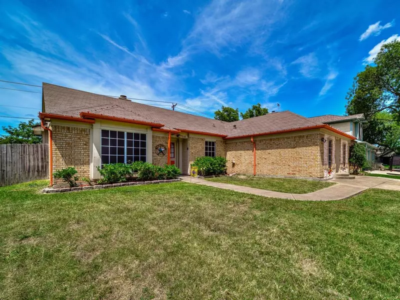 7514 Lauren Lane, Rowlett, TX 75089