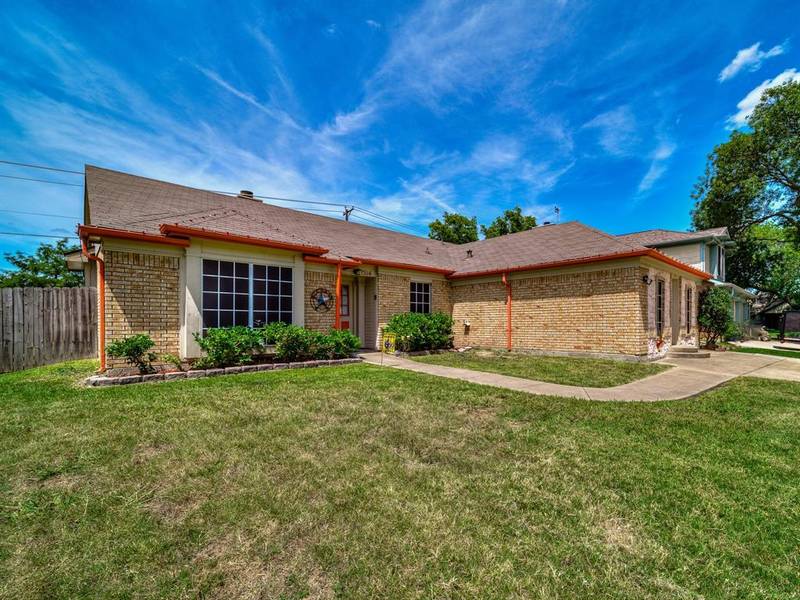 7514 Lauren Lane, Rowlett, TX 75089