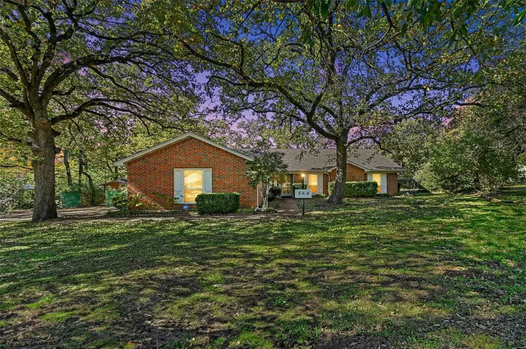 Burleson, TX 76028,564 Hoover Road