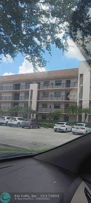 Sunrise, FL 33322,10145 sunrise Lakes Blvd  #405