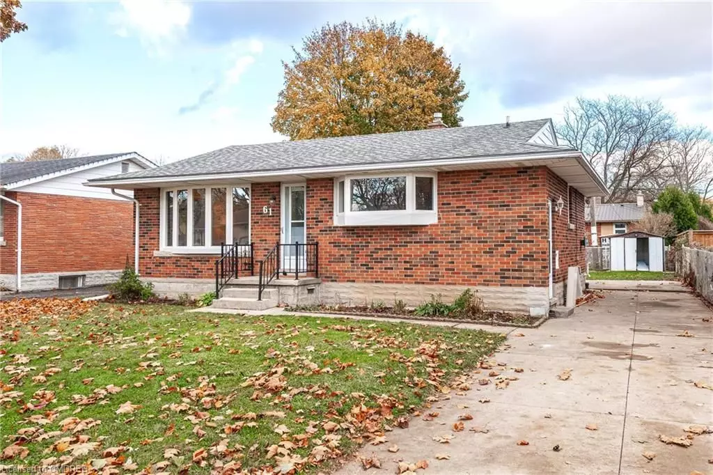 Stratford, ON N5A 4W4,61 MCDONALD ST