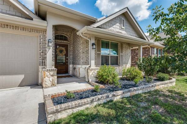 7240 Navoti Trail,  Fort Worth,  TX 76131