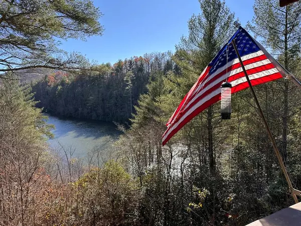 Hayesville, NC 28904,434 Mission Dam Overlook