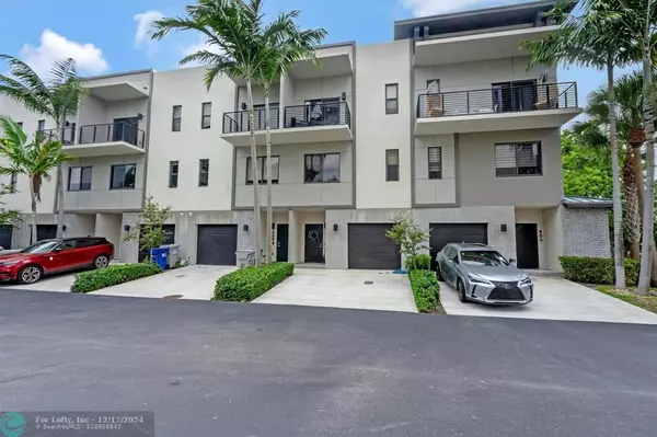 454 SE 1st Cir, Pompano Beach, FL 33060