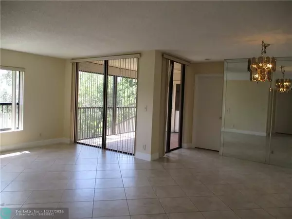 Coconut Creek, FL 33066,2700 N CARAMBOLA CIR S  #1784