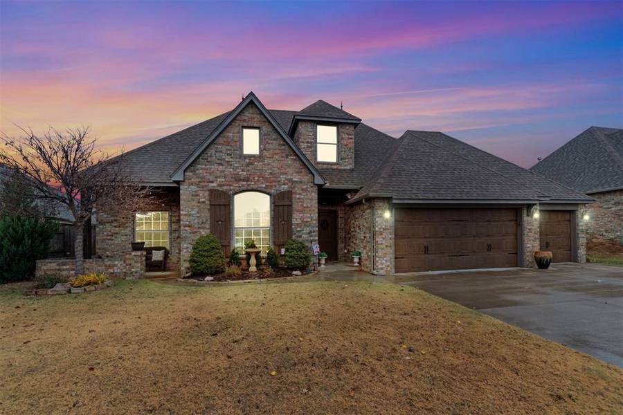 17412 Marsh Hawk Court, Edmond, OK 73012