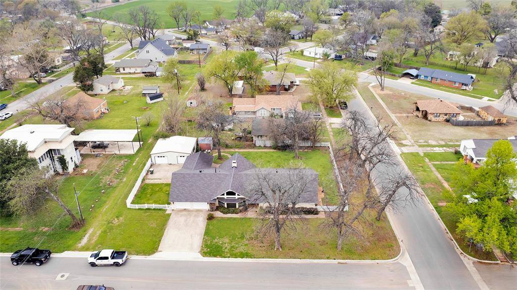 421 E Martin Avenue, Pauls Valley, OK 73075