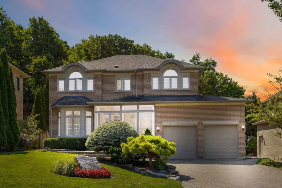 92 Oakhaven DR, Markham, ON L6C 1X9