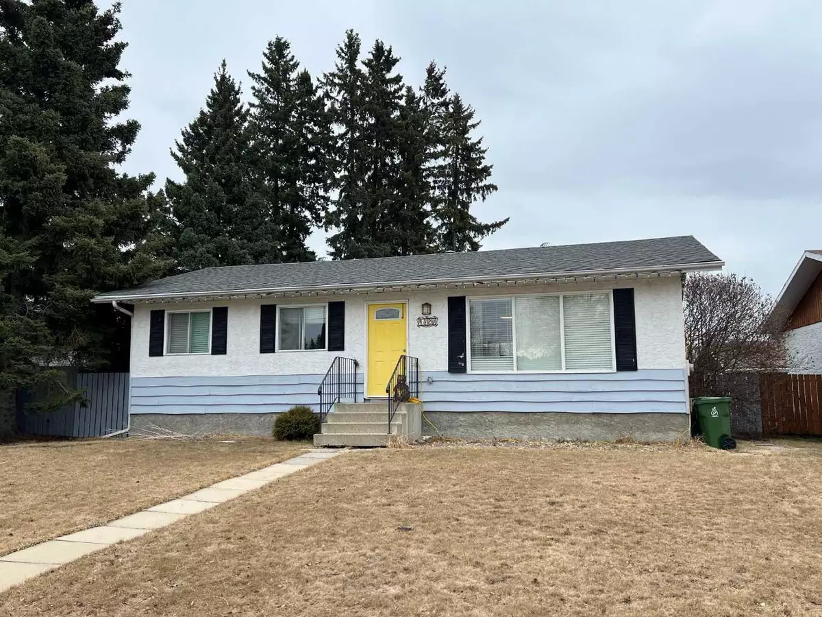 Edson, AB T7E 1H2,1429 53 ST