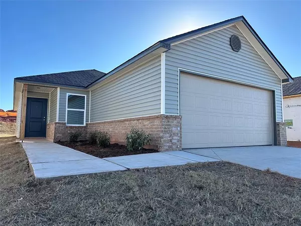 1203 Clydesdale Drive, Guthrie, OK 73044