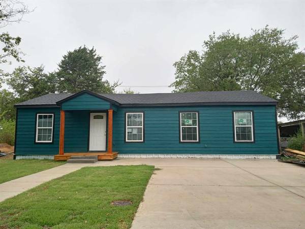 1826 Wellington Street, Greenville, TX 75401