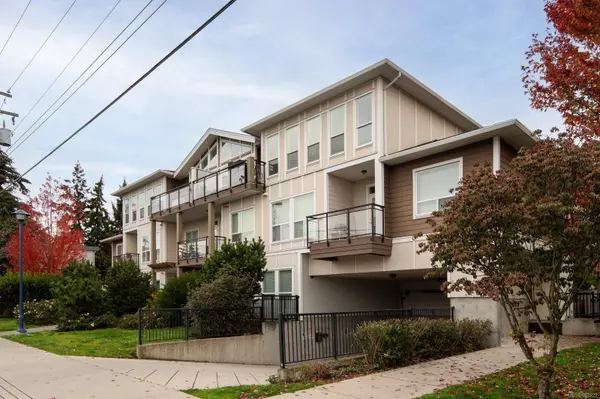 Langford, BC V9B 2S3,938 Dunford Ave #302