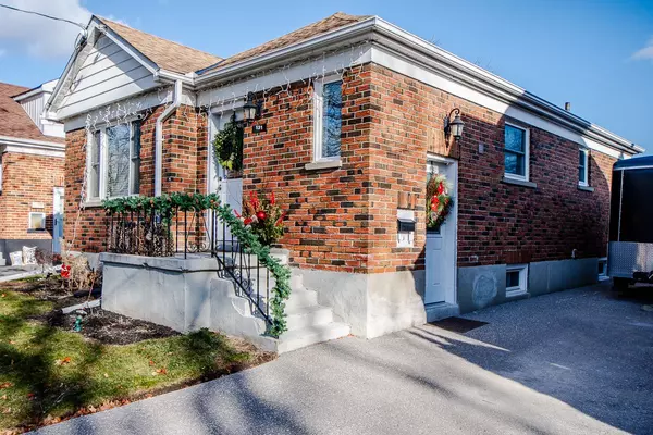 Oshawa, ON L1H 6A5,131 Highland AVE