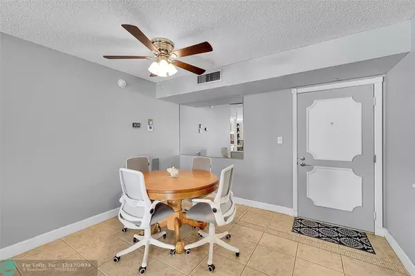 Pompano Beach, FL 33062,531 N Ocean Blvd  #1204