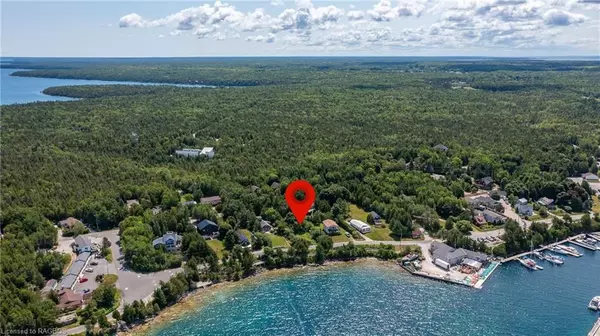 Northern Bruce Peninsula, ON N0H 2R0,60 BAY ST S