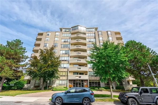 8 Village Green BLVD #507, Hamilton, ON L8G 5B8