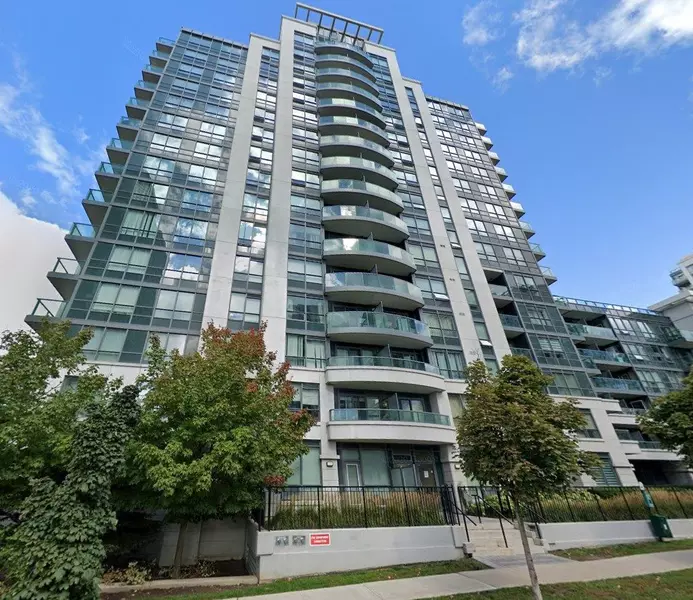 75 North Park RD #402, Vaughan, ON L4J 0H8