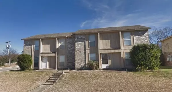 3801-3807 Coates Circle #3805, Benbrook, TX 76116