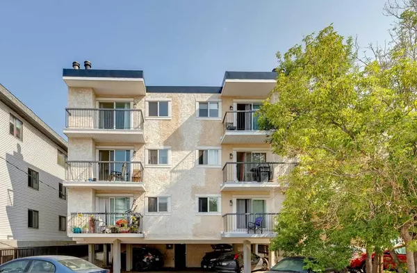 1817 11 AVE Southwest #403, Calgary, AB T3C 0N7