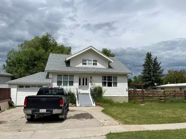 69E 1 AVE South, Magrath, AB T0K 1J0