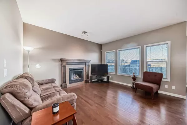 22 Silverado Plains Common SW, Calgary, AB T2X 0R7