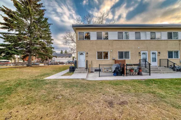 Calgary, AB T2E 4Y5,2211 19 ST Northeast #107