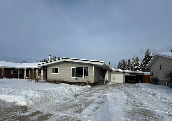 4608 46 AVE, Evansburg, AB T0E 0T0