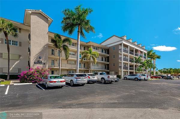 440 Paradise Isle Blvd  #105, Hallandale Beach, FL 33009