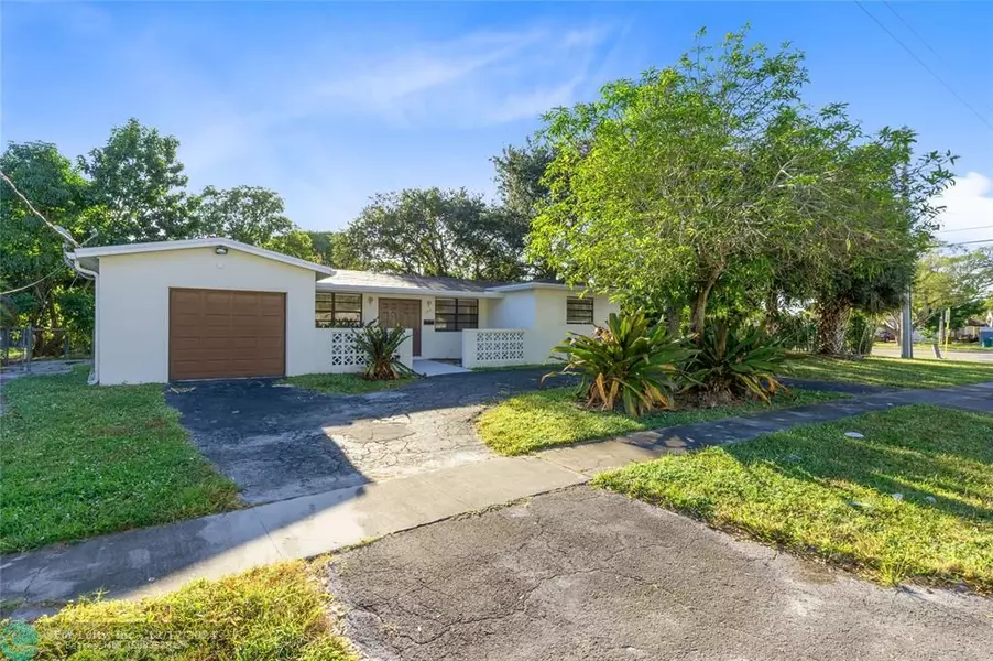 2208 NW 63rd Ave, Sunrise, FL 33313