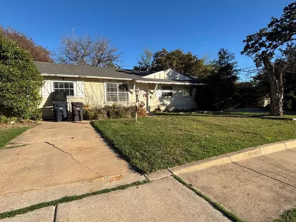 Fort Worth, TX 76112,7257 Van Natta Lane