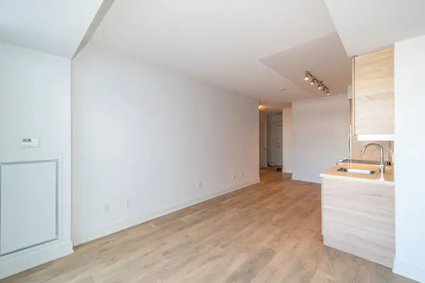 Toronto C01, ON M5V 0N7,525 Adelaide ST W #PH20