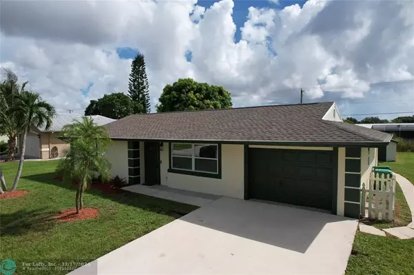 463 NW Ravenswood Ln, Port St Lucie, FL 34983