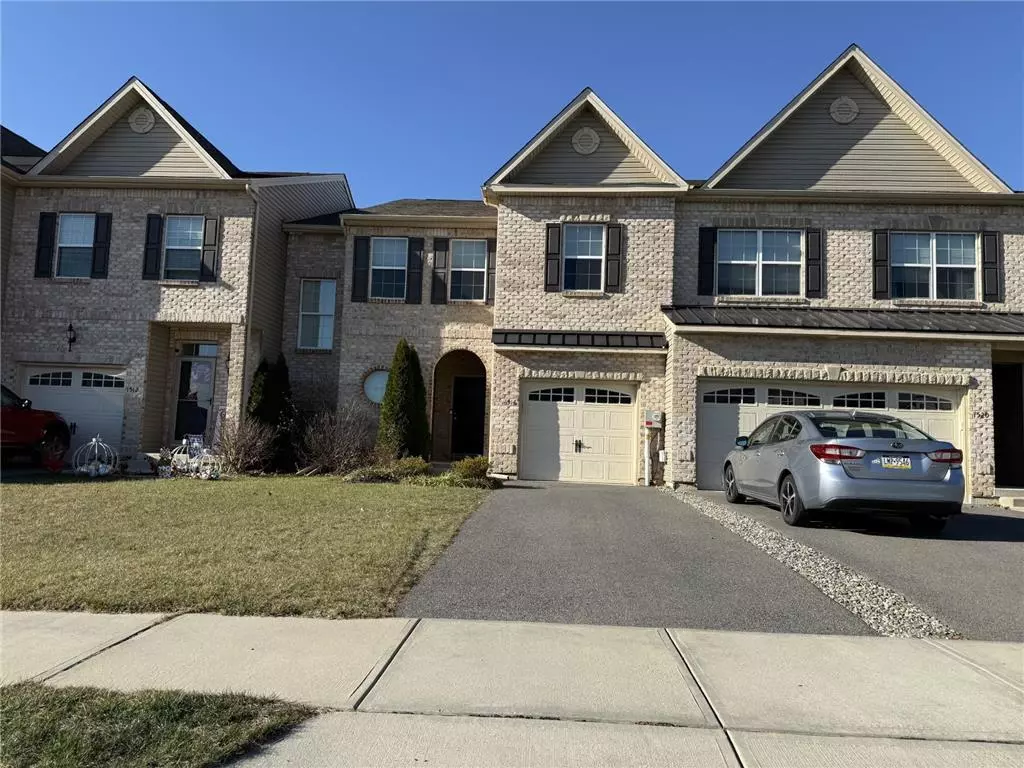 South Whitehall Twp, PA 18104,1516 TARPAN Lane