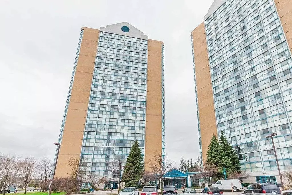 Mississauga, ON L4Z 3K9,25 Trailwood DR #201