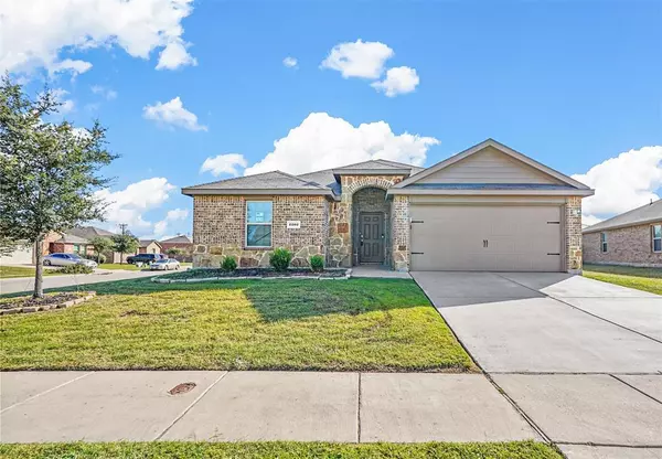 2202 Tombstone Drive, Forney, TX 75126