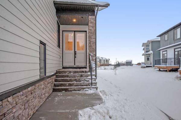 Chestermere, AB T1X2Y4,11 South Shore RD