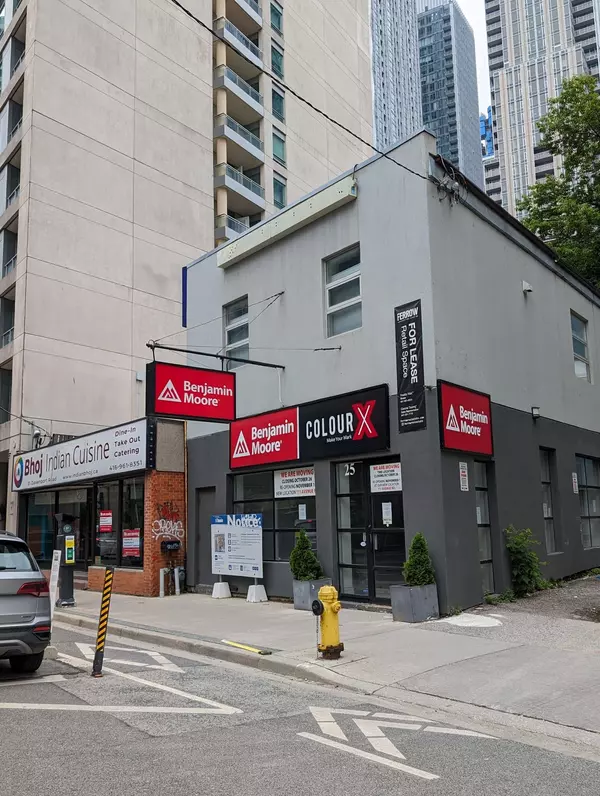 25 Davenport RD, Toronto C02, ON M5R 1H2