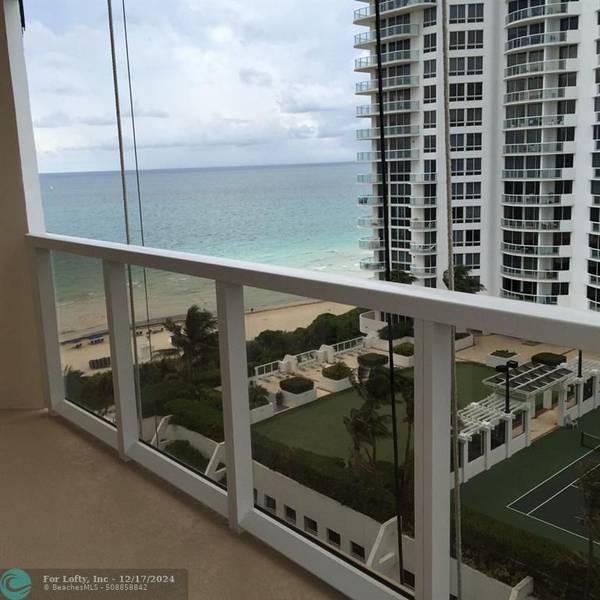 6423 Collins Ave  #1501, Miami Beach, FL 33141