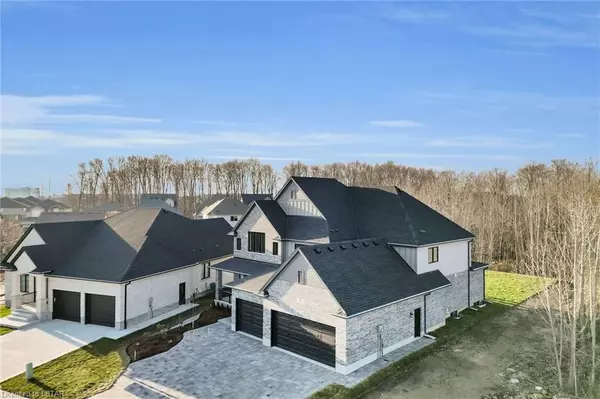 London, ON N6G 3X9,948 Eagletrace DR