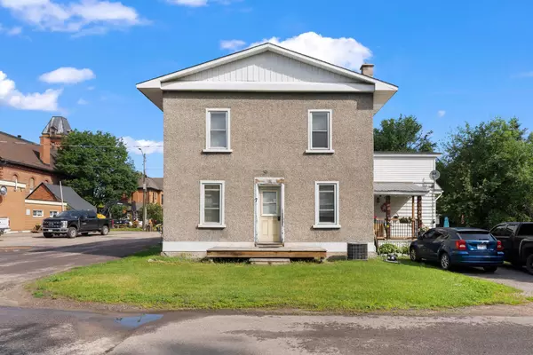 Renfrew, ON K8A 5S4,7 Isabella ST