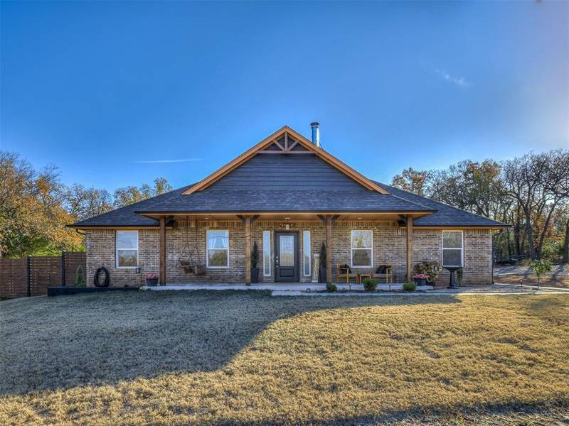 335709 E Creek Crossing Road, Meeker, OK 74855