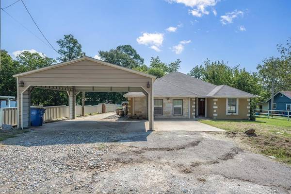 Grand Saline, TX 75140,408 N Richardson Street